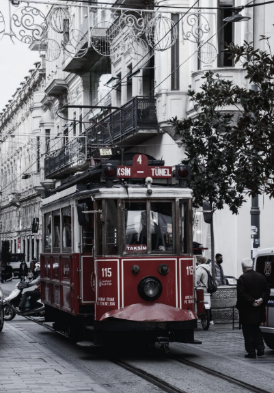 Black & White Istanbul Photography Set – 19 Minimalist City Posters | Digital Wall Art Prints A3 A4 A5